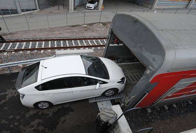 Железнодорожная перевозка автомобиля цены из Кишинева в Сочи