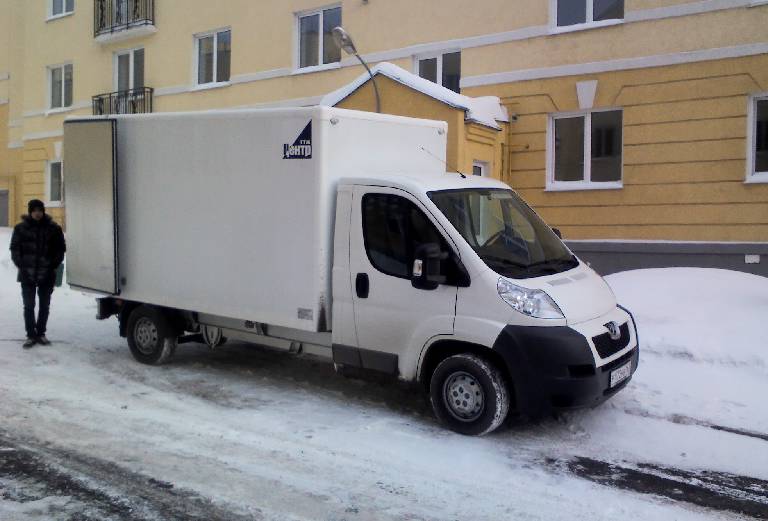 Недорогая перевозка личных вещей из Тихвин в Москва